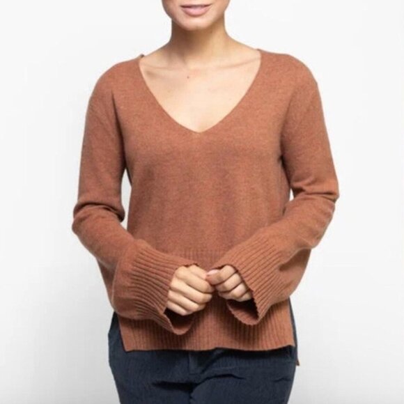 INHABIT 100% Cashmere Drapey V Neck Oversized Sweater Size XS - Picture 1 of 6